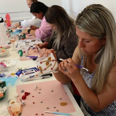 Mums Meet & Make